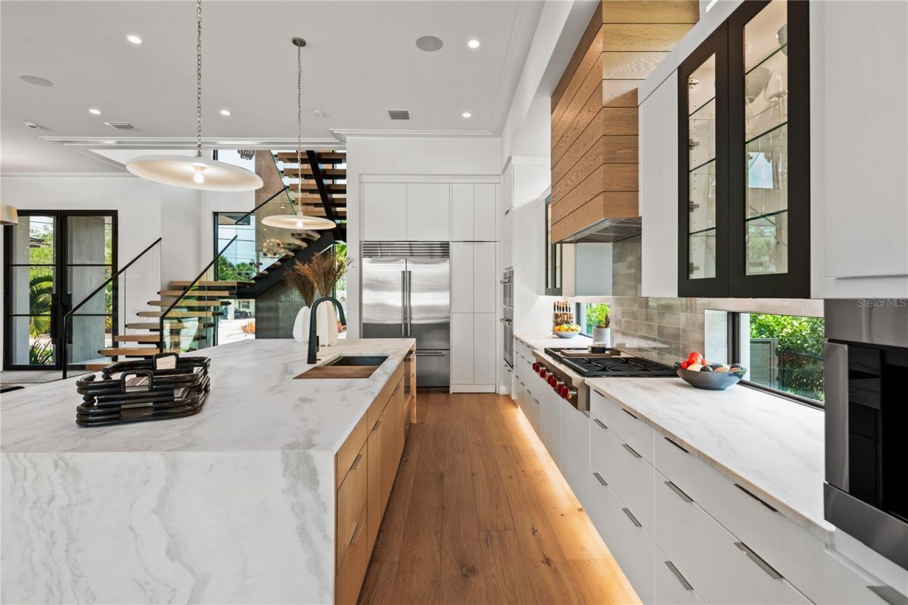 5362 Shadow Lawn Drive, Sarasota, FL 34242 Photo