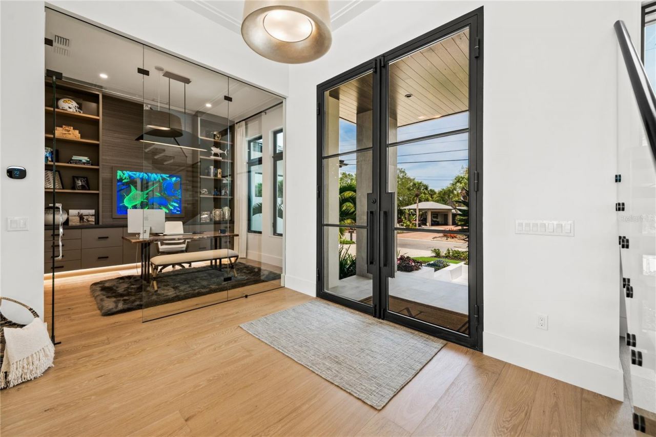 5362 Shadow Lawn Drive, Sarasota, FL 34242 Photo