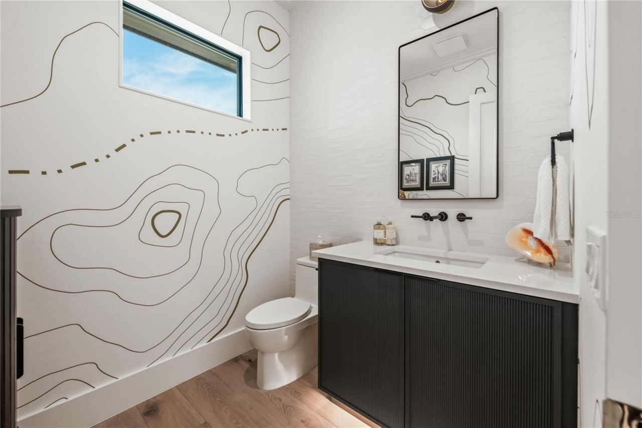 5362 Shadow Lawn Drive, Sarasota, FL 34242 Photo