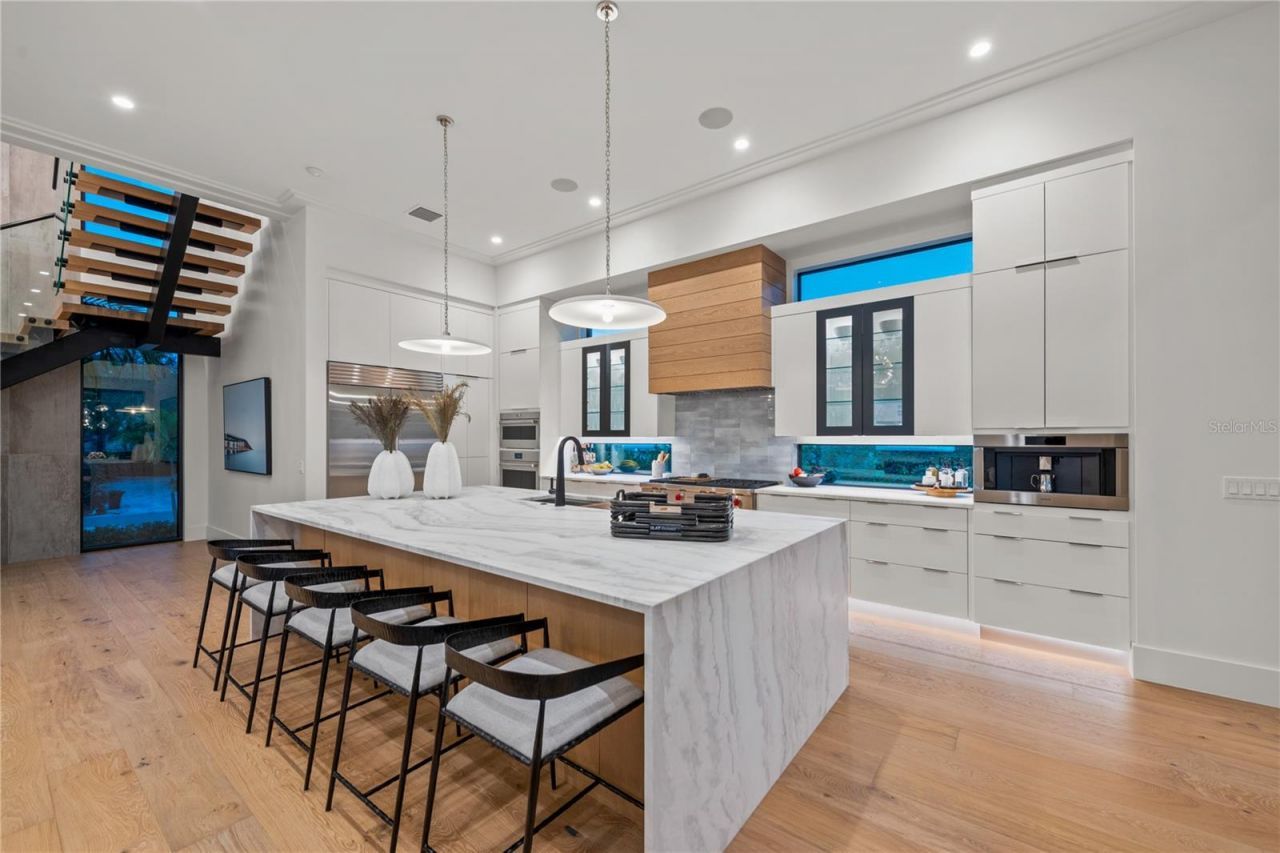 5362 Shadow Lawn Drive, Sarasota, FL 34242 Photo