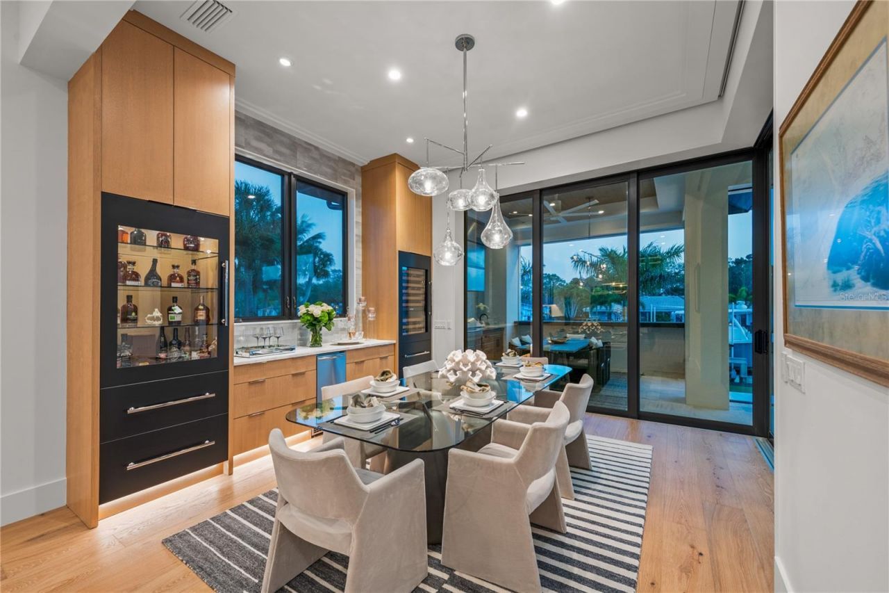 5362 Shadow Lawn Drive, Sarasota, FL 34242 Photo