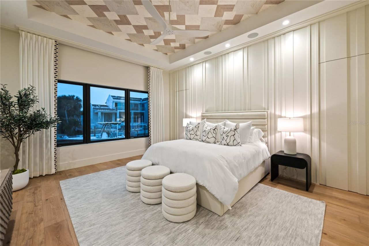 5362 Shadow Lawn Drive, Sarasota, FL 34242 Photo