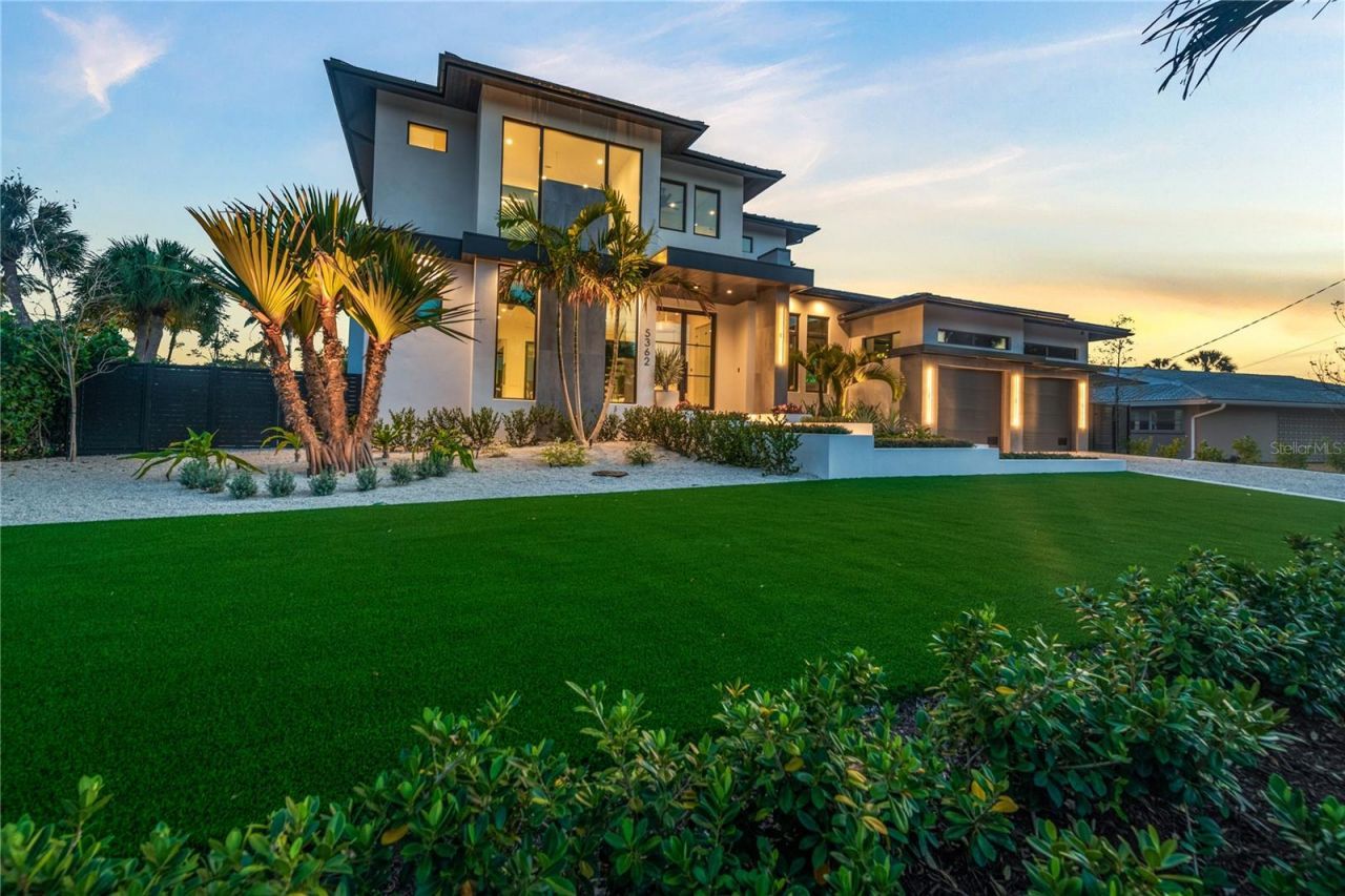 5362 Shadow Lawn Drive, Sarasota, FL 34242 Photo