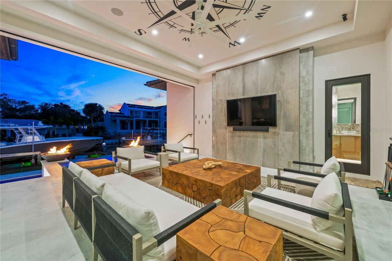 5362 Shadow Lawn Drive, Sarasota, FL 34242 Photo