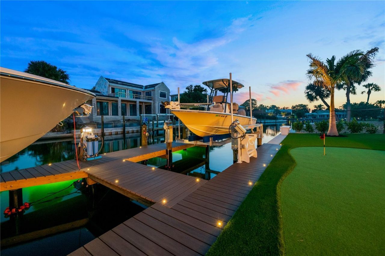 5362 Shadow Lawn Drive, Sarasota, FL 34242 Photo