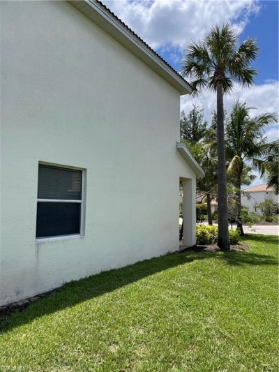 2533 Deerfield Lake Ct, Cape Coral, FL 33909 Photo