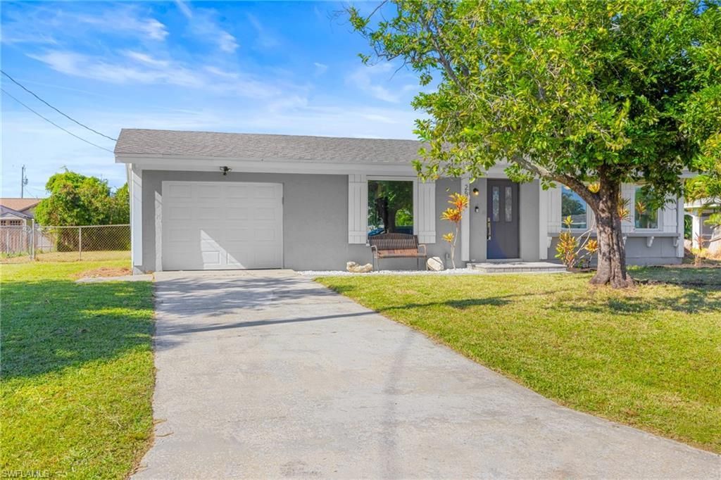 2514 SE 26th Ave, Cape Coral, FL 33904 Photo