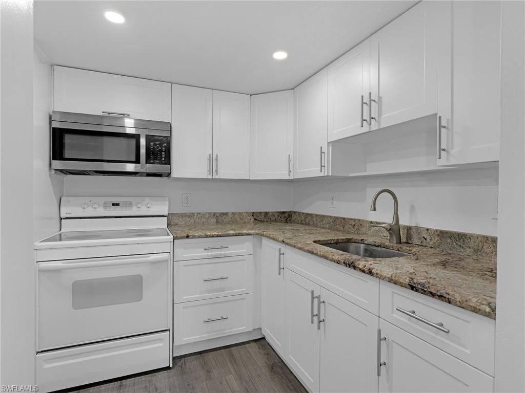 3704 Broadway, Unit 208, Fort Myers, FL 33901 Photo