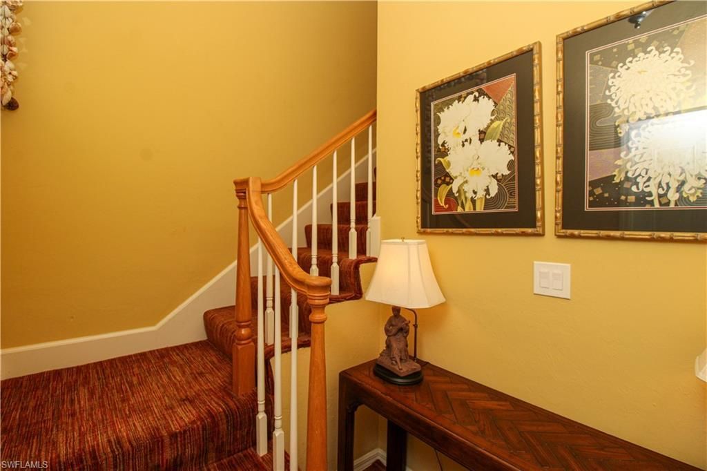 172 Vintage Cir, Unit 202, Naples, FL 34119 Photo