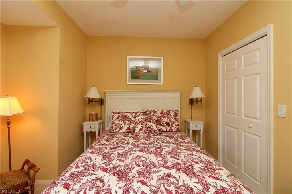 172 Vintage Cir, Unit 202, Naples, FL 34119 Photo