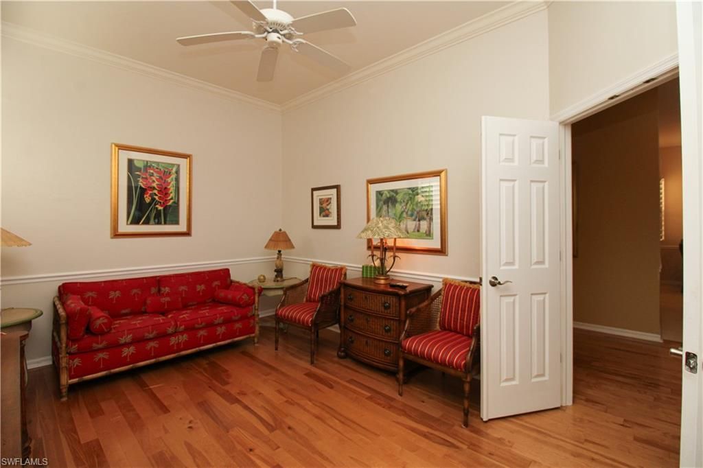 172 Vintage Cir, Unit 202, Naples, FL 34119 Photo