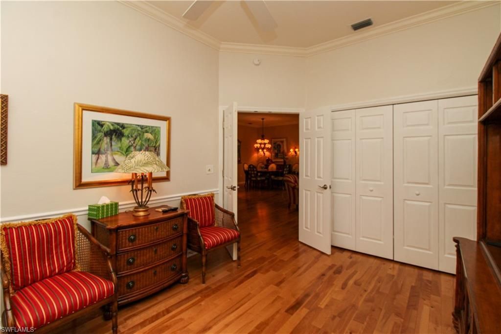 172 Vintage Cir, Unit 202, Naples, FL 34119 Photo
