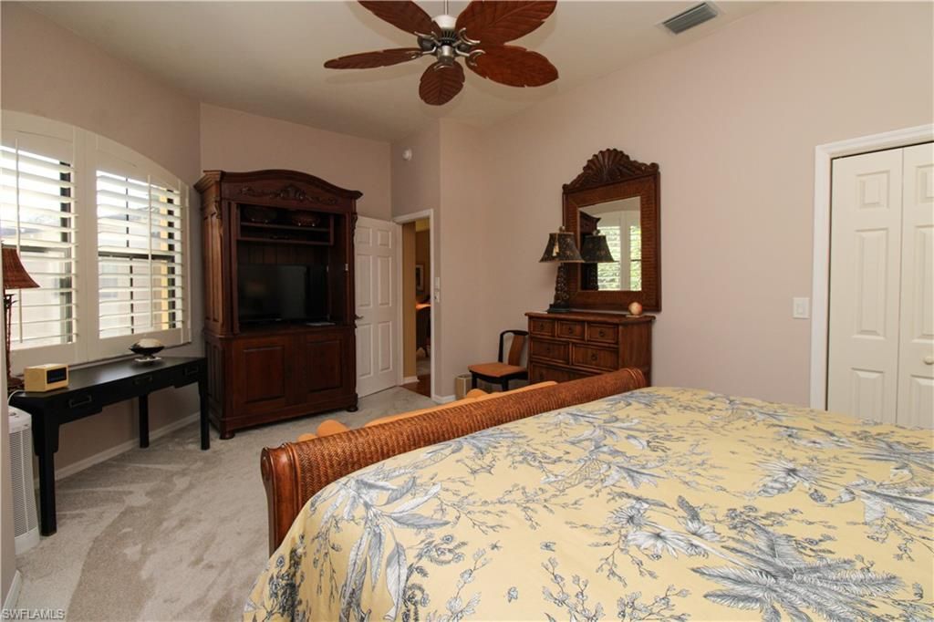 172 Vintage Cir, Unit 202, Naples, FL 34119 Photo
