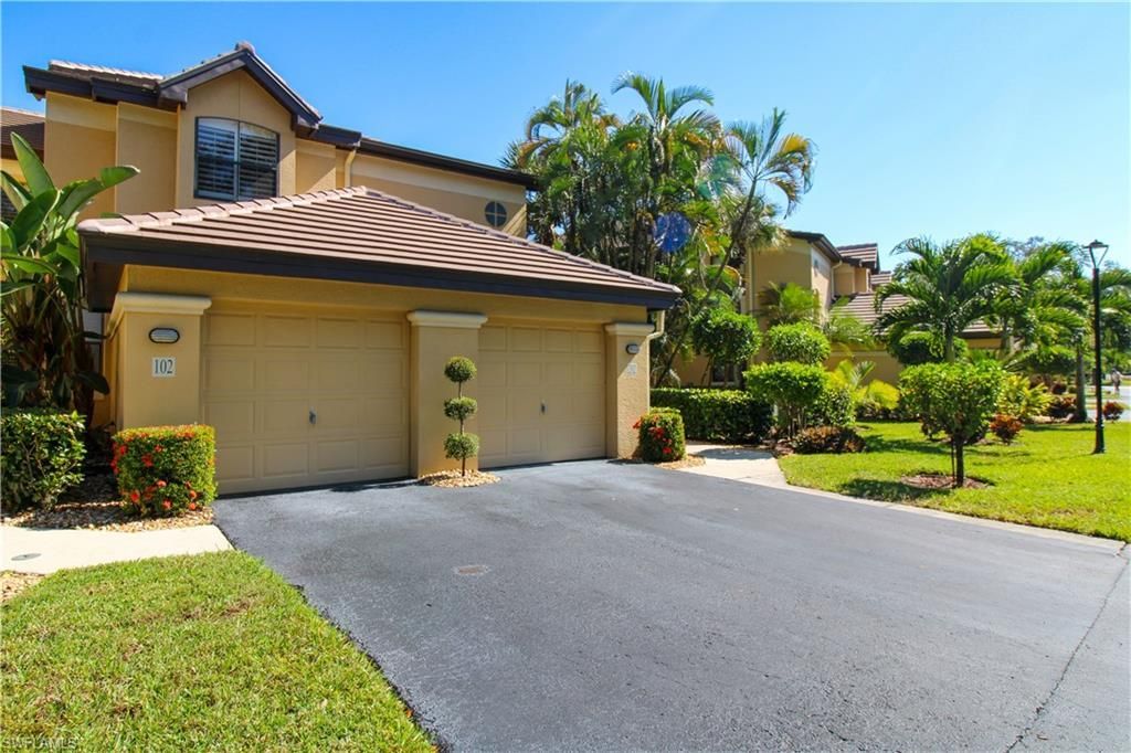 172 Vintage Cir, Unit 202, Naples, FL 34119 Photo