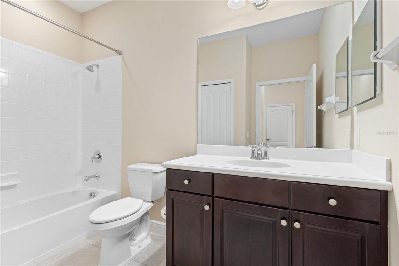 3835 Autumn Fern Terrace, Sarasota, FL 34243 Photo