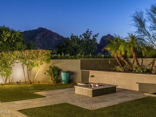 5434 E LINCOLN Drive, Unit 67, Paradise Valley, AZ 85253