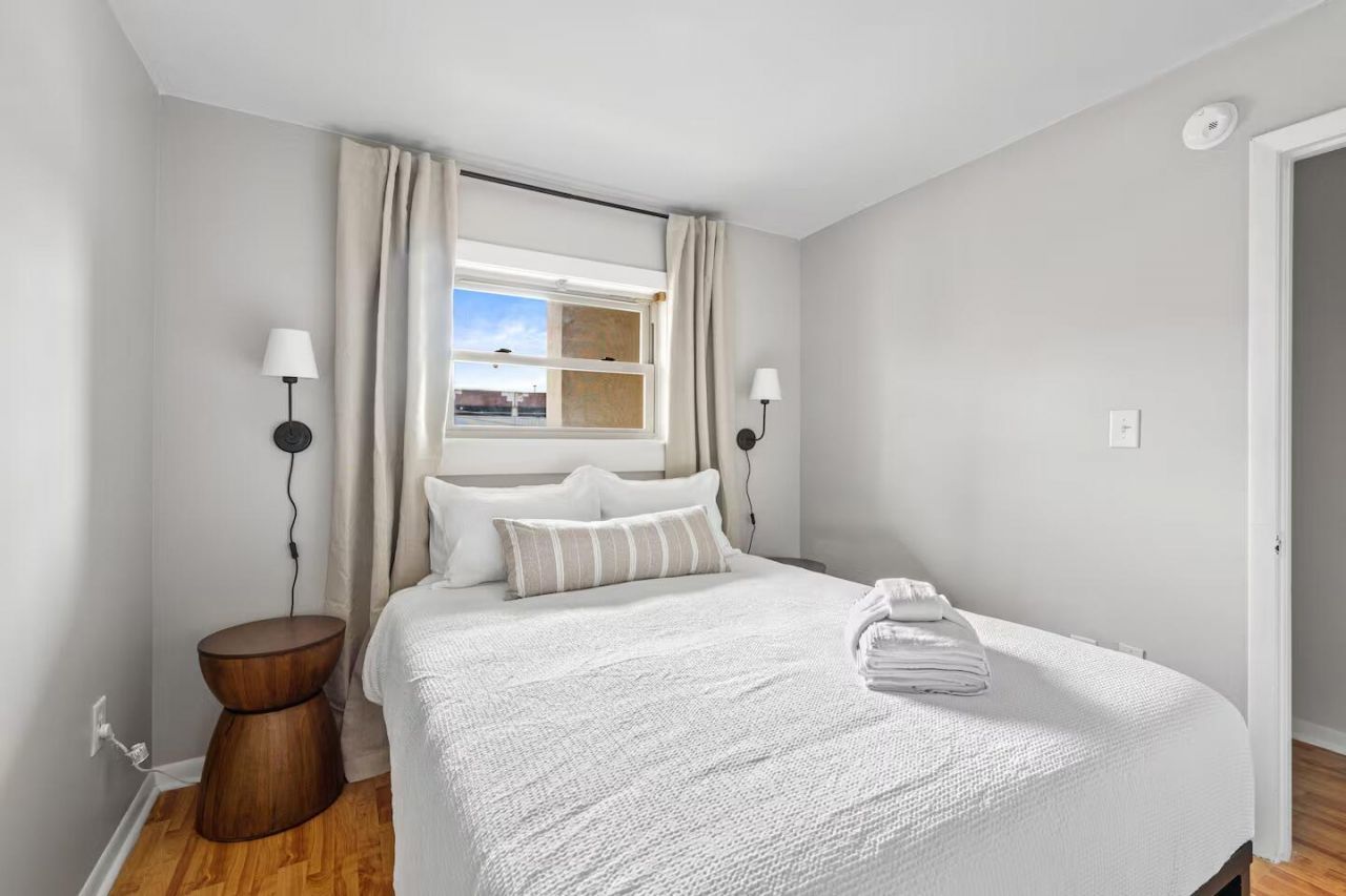 40 Bee Street Photo 16