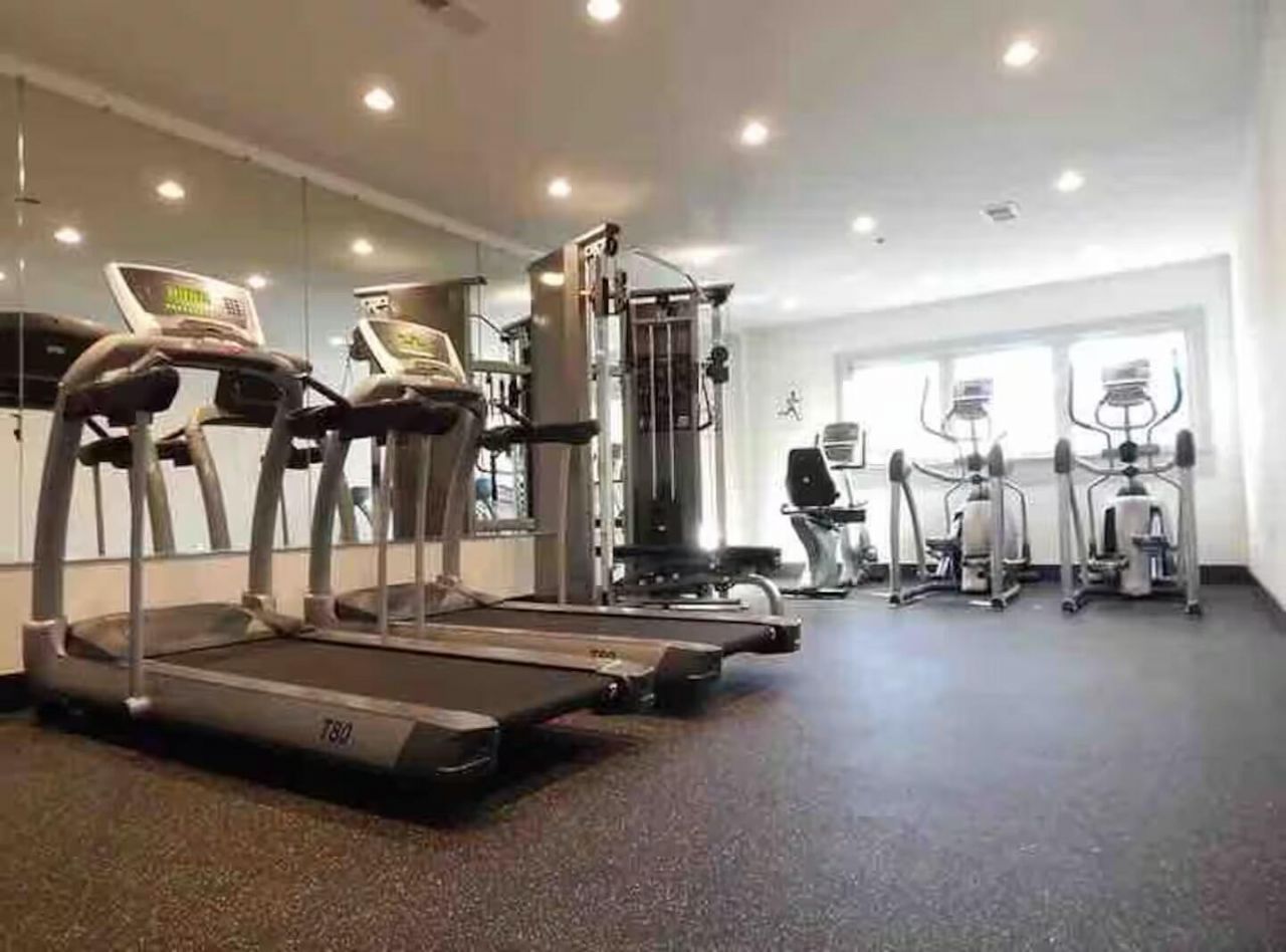 40 Bee Street Photo 22