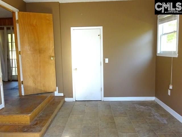 5000 Baine Street Photo 11