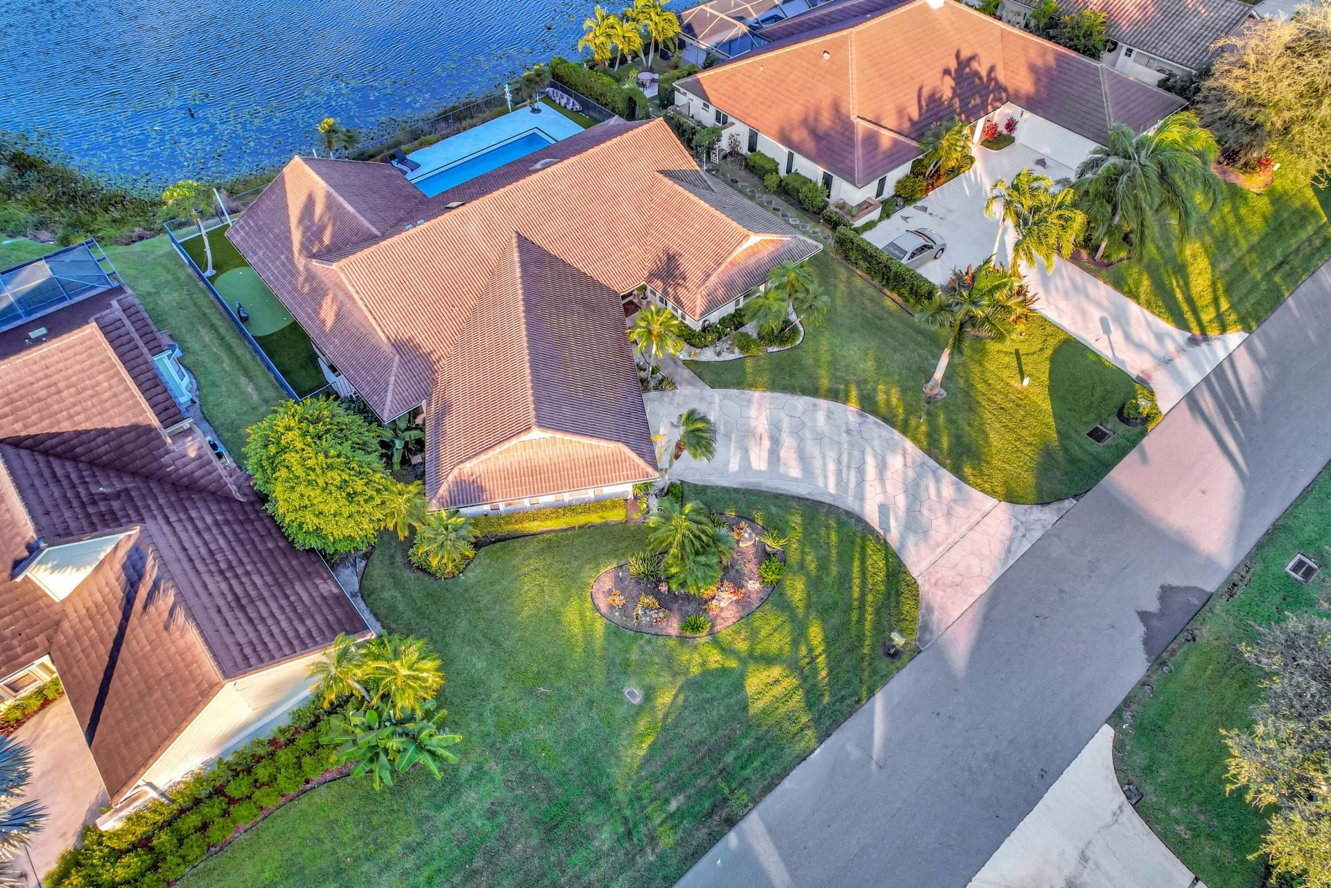 19 Cambria Road E, Palm Beach Gardens, FL 33418 Photo