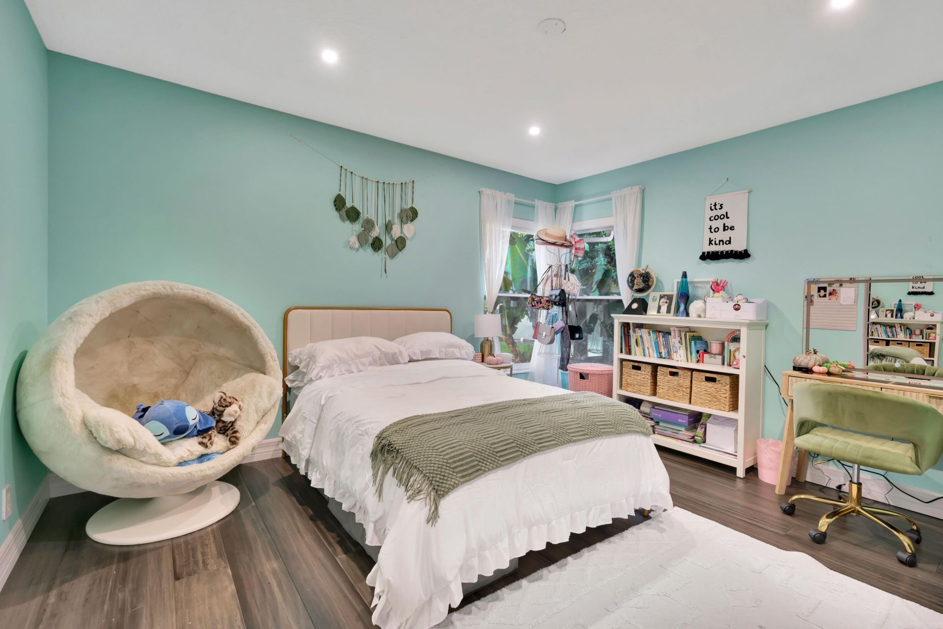 19 Cambria Road E, Palm Beach Gardens, FL 33418 Photo