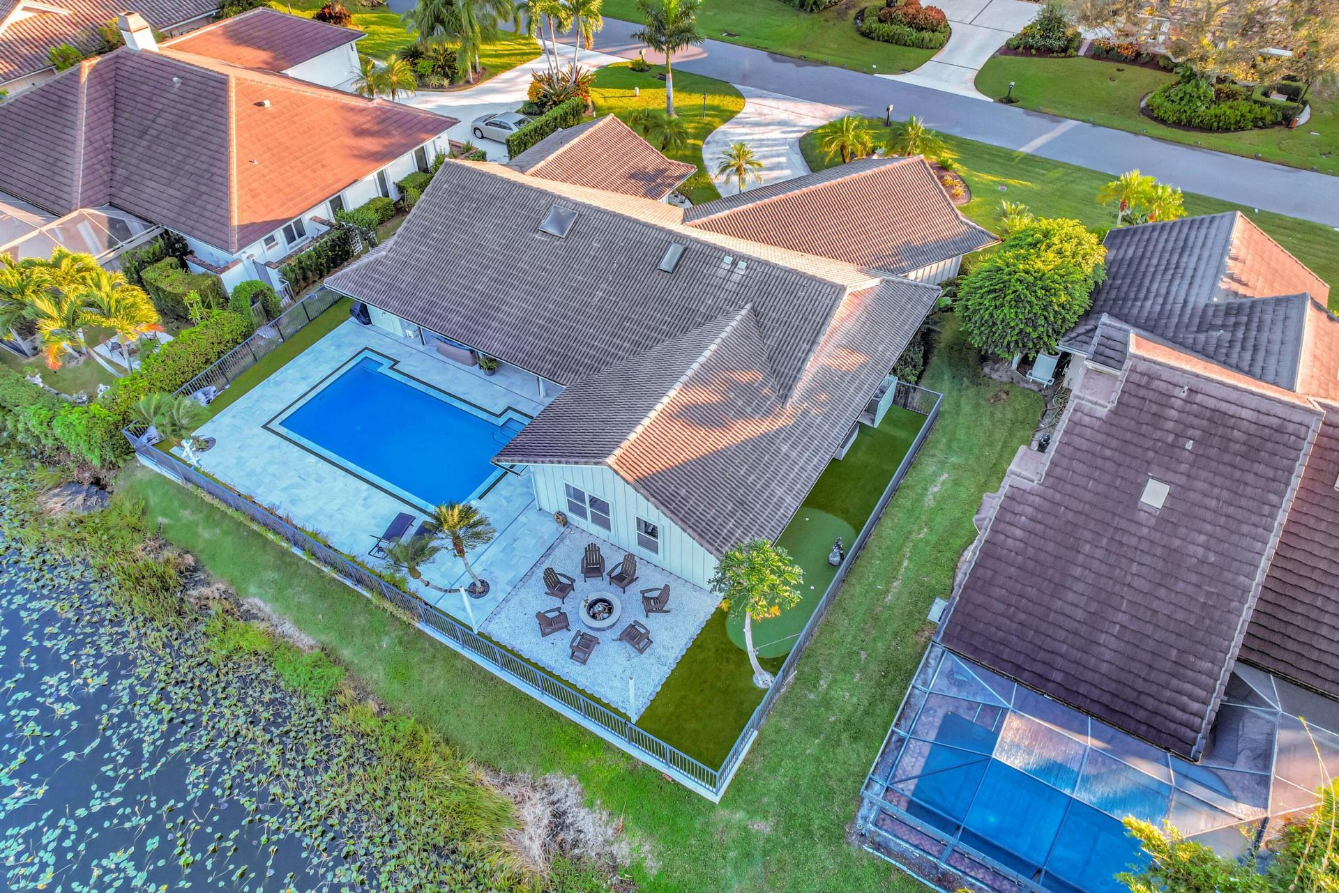 19 Cambria Road E, Palm Beach Gardens, FL 33418 Photo