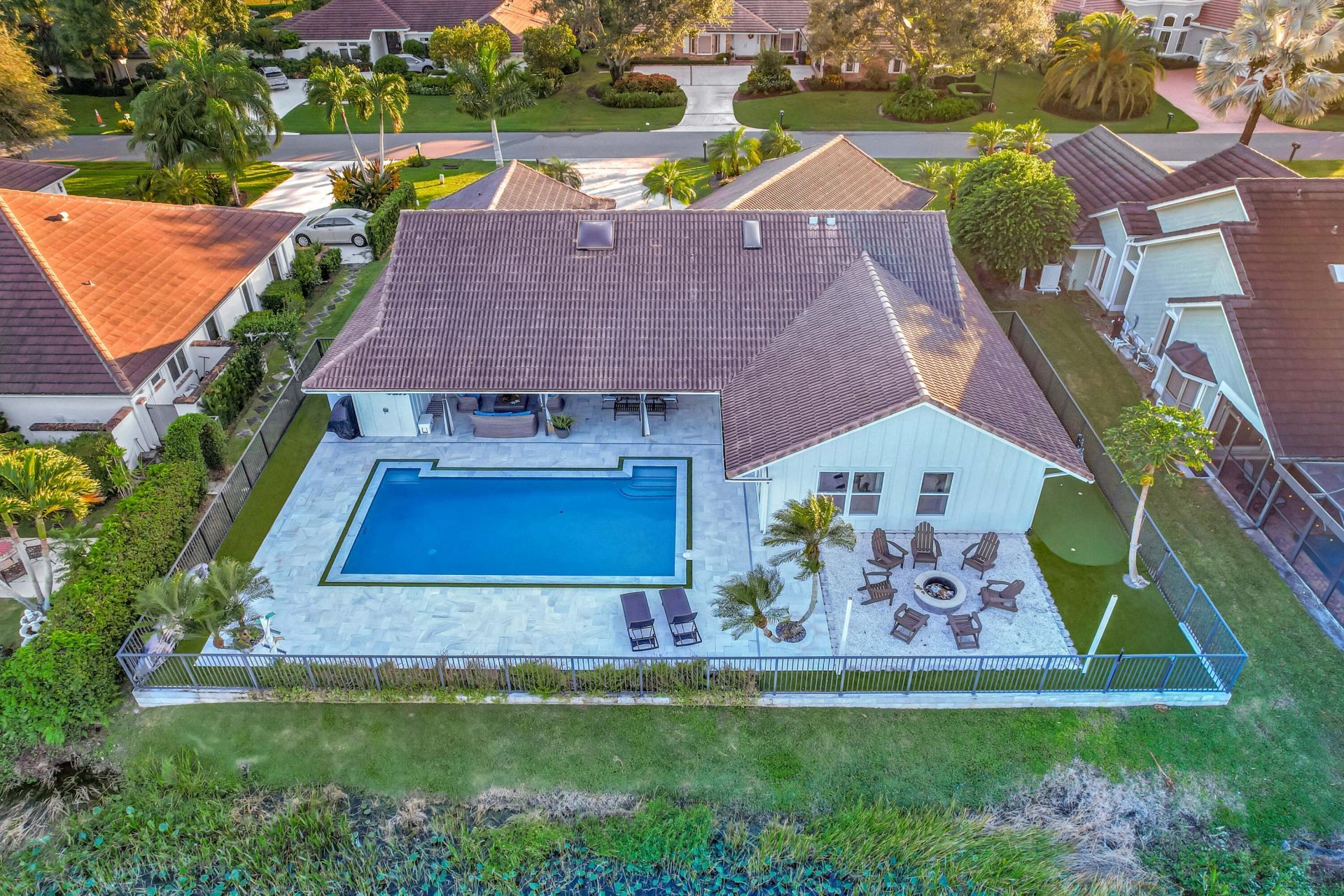 19 Cambria Road E, Palm Beach Gardens, FL 33418 Photo