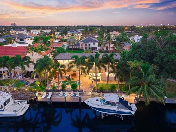 2341 NE 48 CT, Lighthouse Point, FL 33064