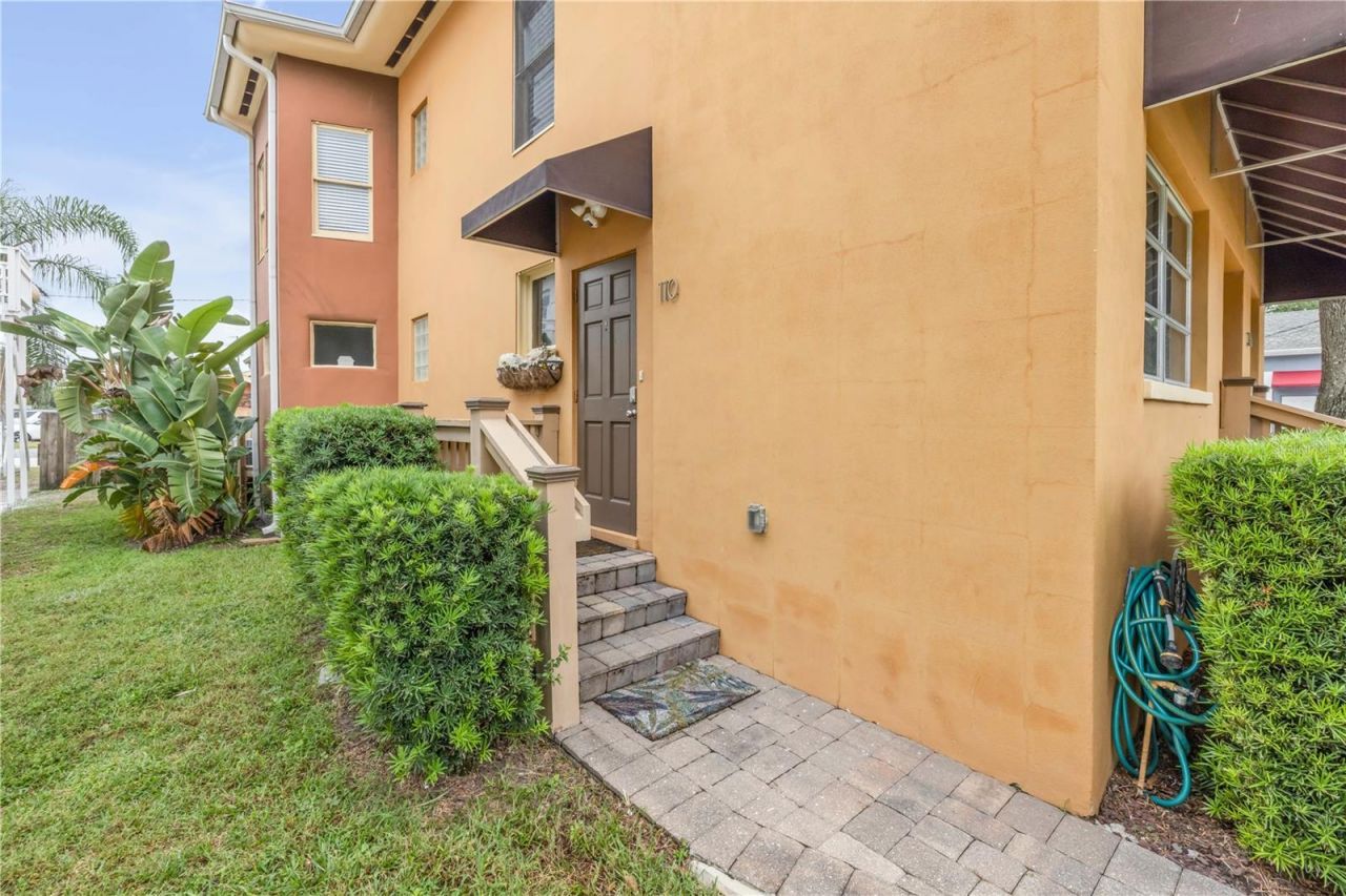 106 Live Oak Street, New Smyrna Beach, FL 32168 Photo