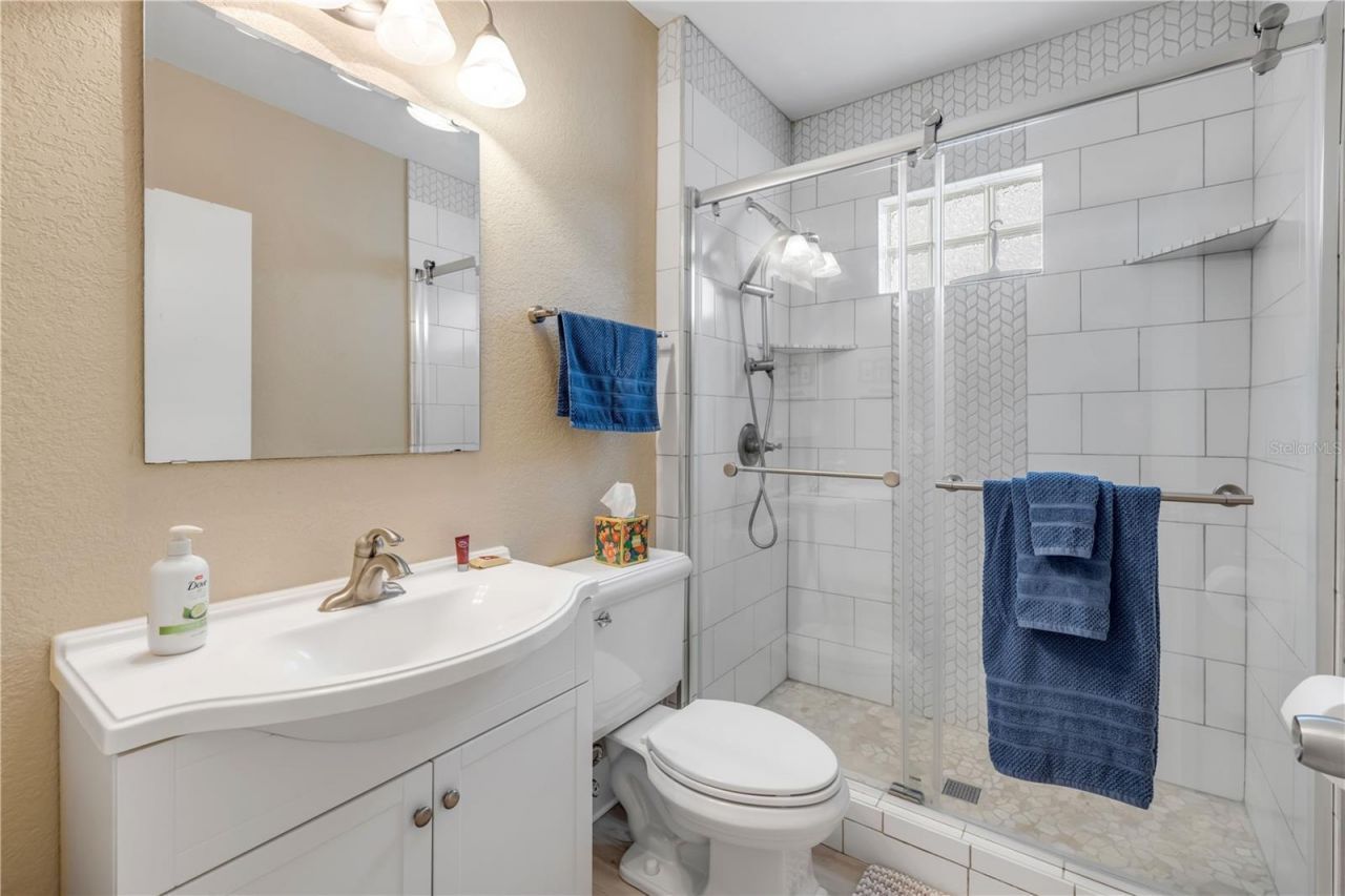 106 Live Oak Street, New Smyrna Beach, FL 32168 Photo