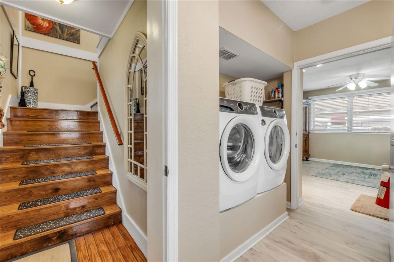 106 Live Oak Street, New Smyrna Beach, FL 32168 Photo