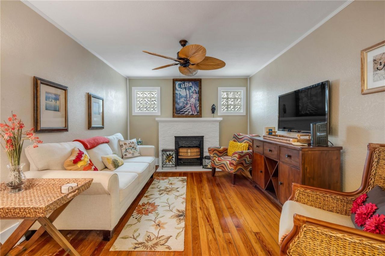 106 Live Oak Street, New Smyrna Beach, FL 32168 Photo