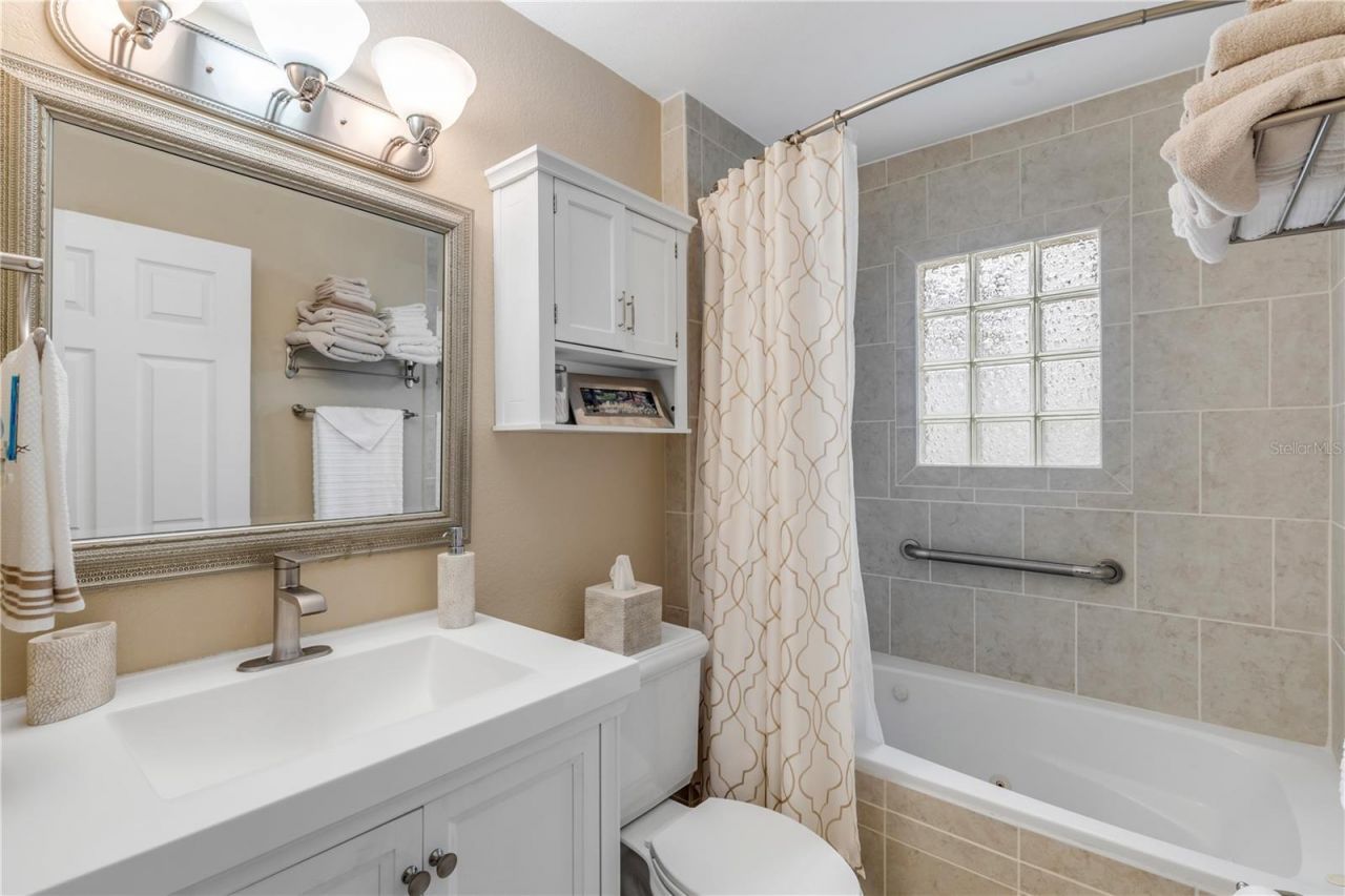 106 Live Oak Street, New Smyrna Beach, FL 32168 Photo