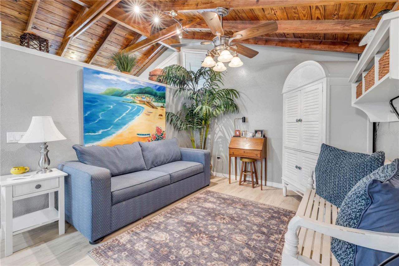 106 Live Oak Street, New Smyrna Beach, FL 32168 Photo