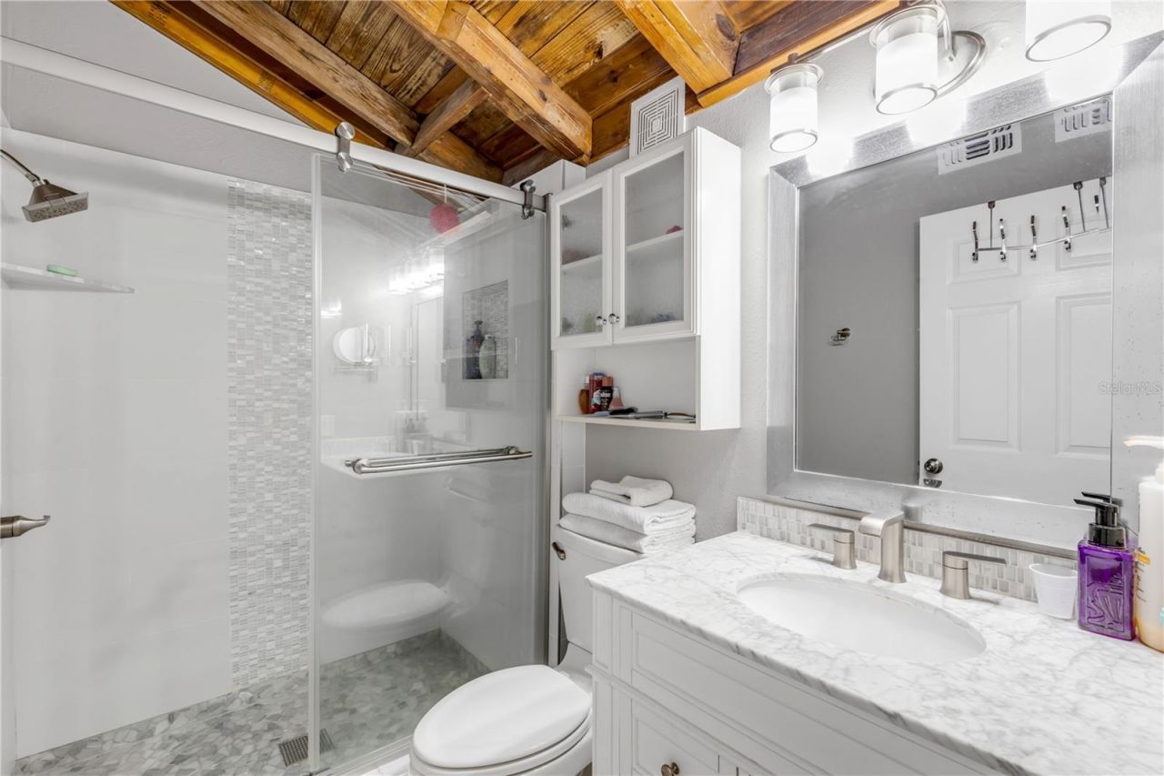 106 Live Oak Street, New Smyrna Beach, FL 32168 Photo