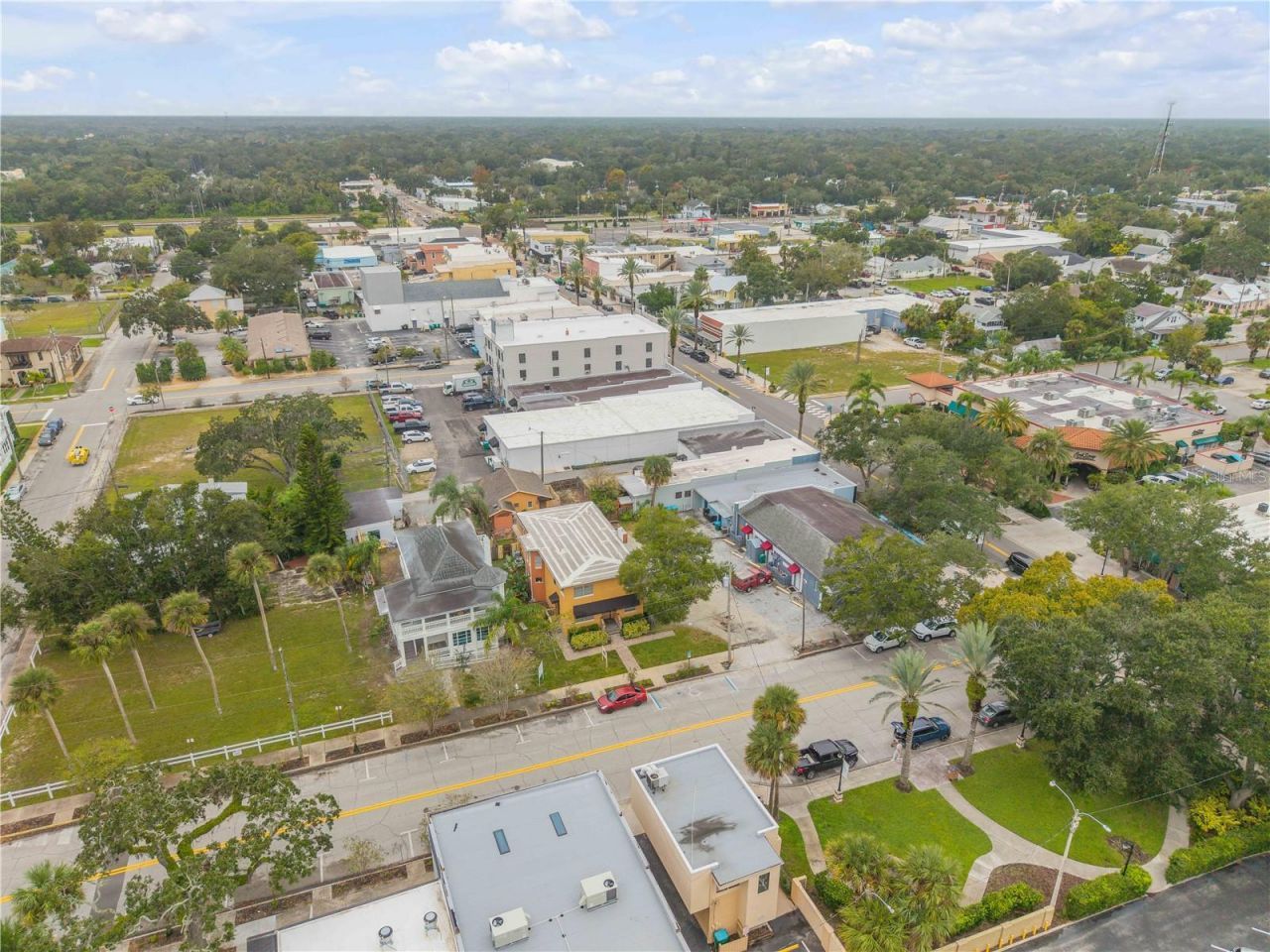 106 Live Oak Street, New Smyrna Beach, FL 32168 Photo