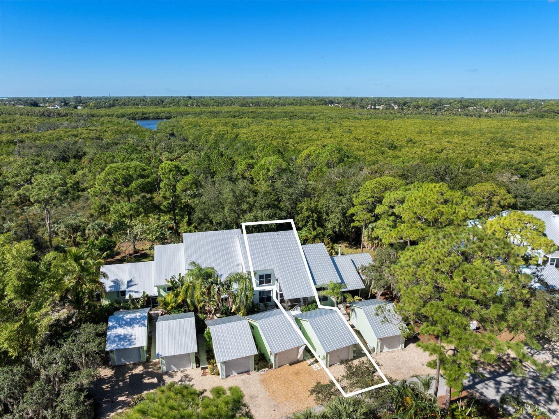 1812 SE Hideaway Circle, Unit 1812, Port Saint Lucie, FL 34952 Photo