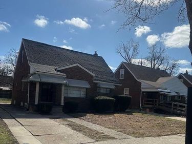 9208 Mansfield Street, Detroit, MI 48228