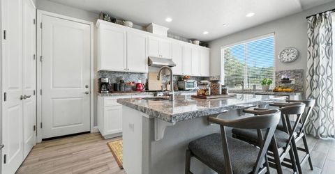 668 Morning Glory Cir, Ione, CA 95640 Photo