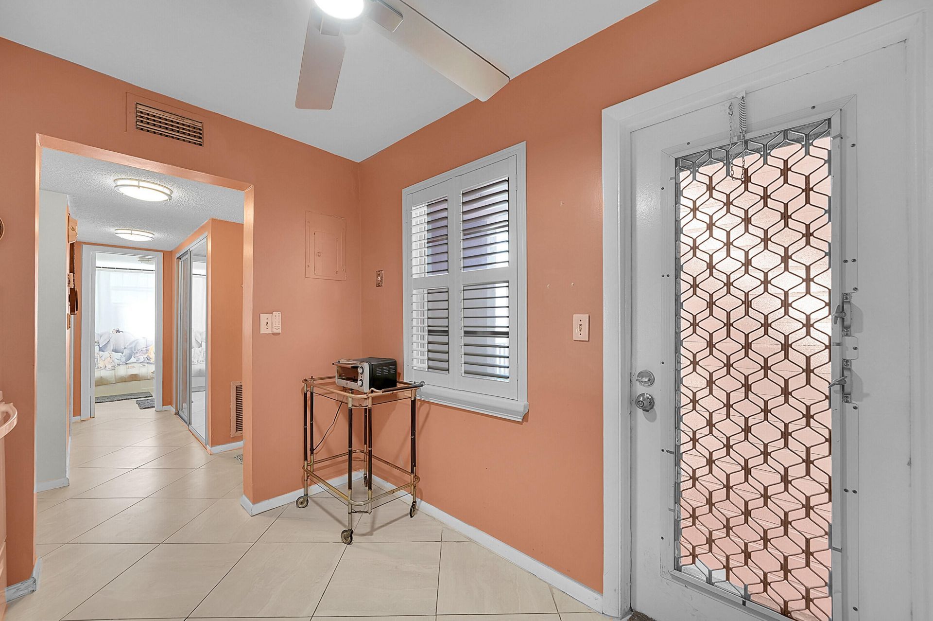 4000 NW 44th Avenue, Unit 301, Lauderdale Lakes, FL 33319 Photo