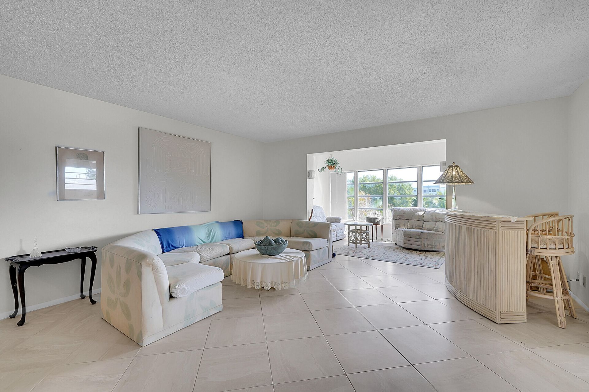 4000 NW 44th Avenue, Unit 301, Lauderdale Lakes, FL 33319 Photo