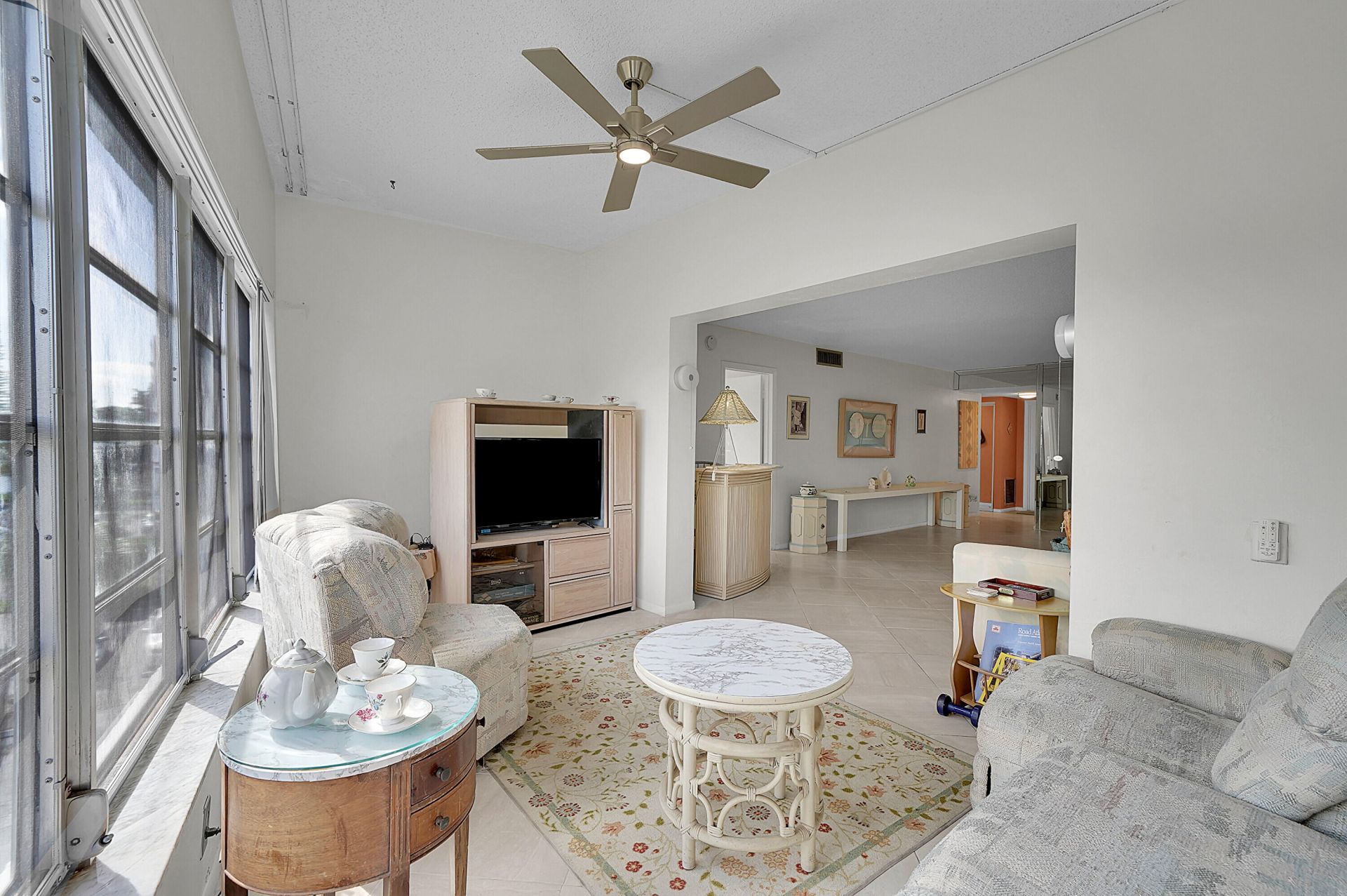 4000 NW 44th Avenue, Unit 301, Lauderdale Lakes, FL 33319 Photo