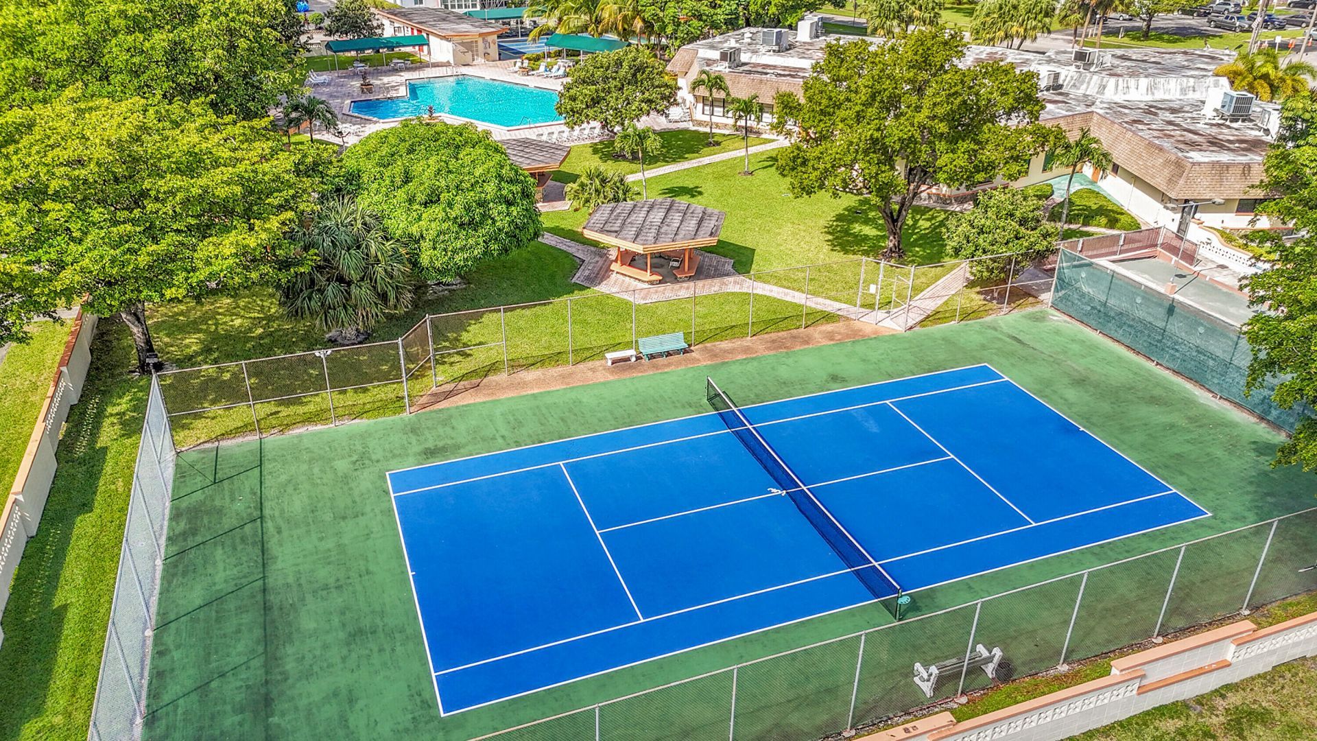 4000 NW 44th Avenue, Unit 301, Lauderdale Lakes, FL 33319 Photo