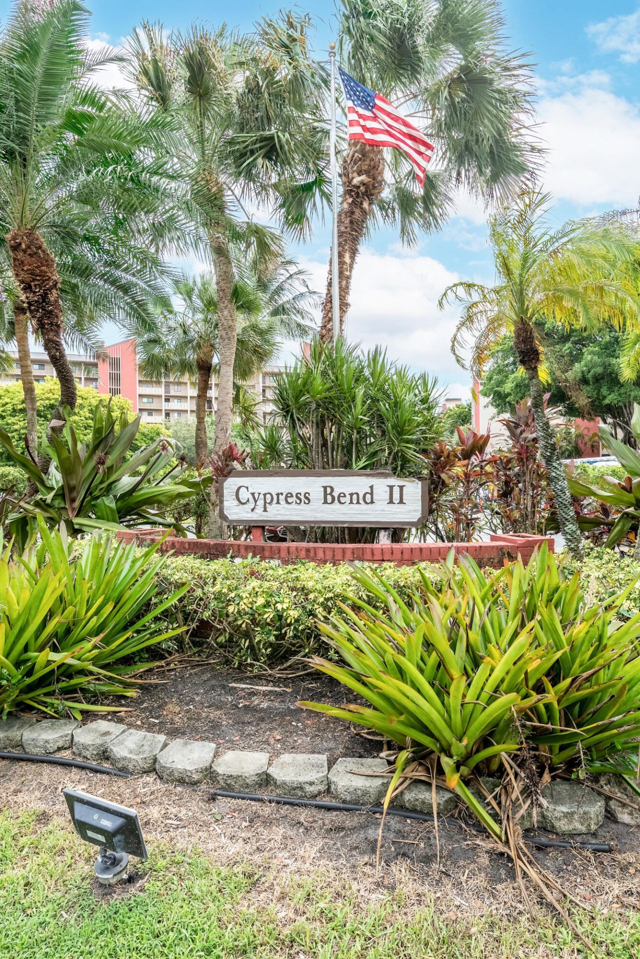 2208 S Cypress Bend Drive, Unit 407, Pompano Beach, FL 33069 Photo