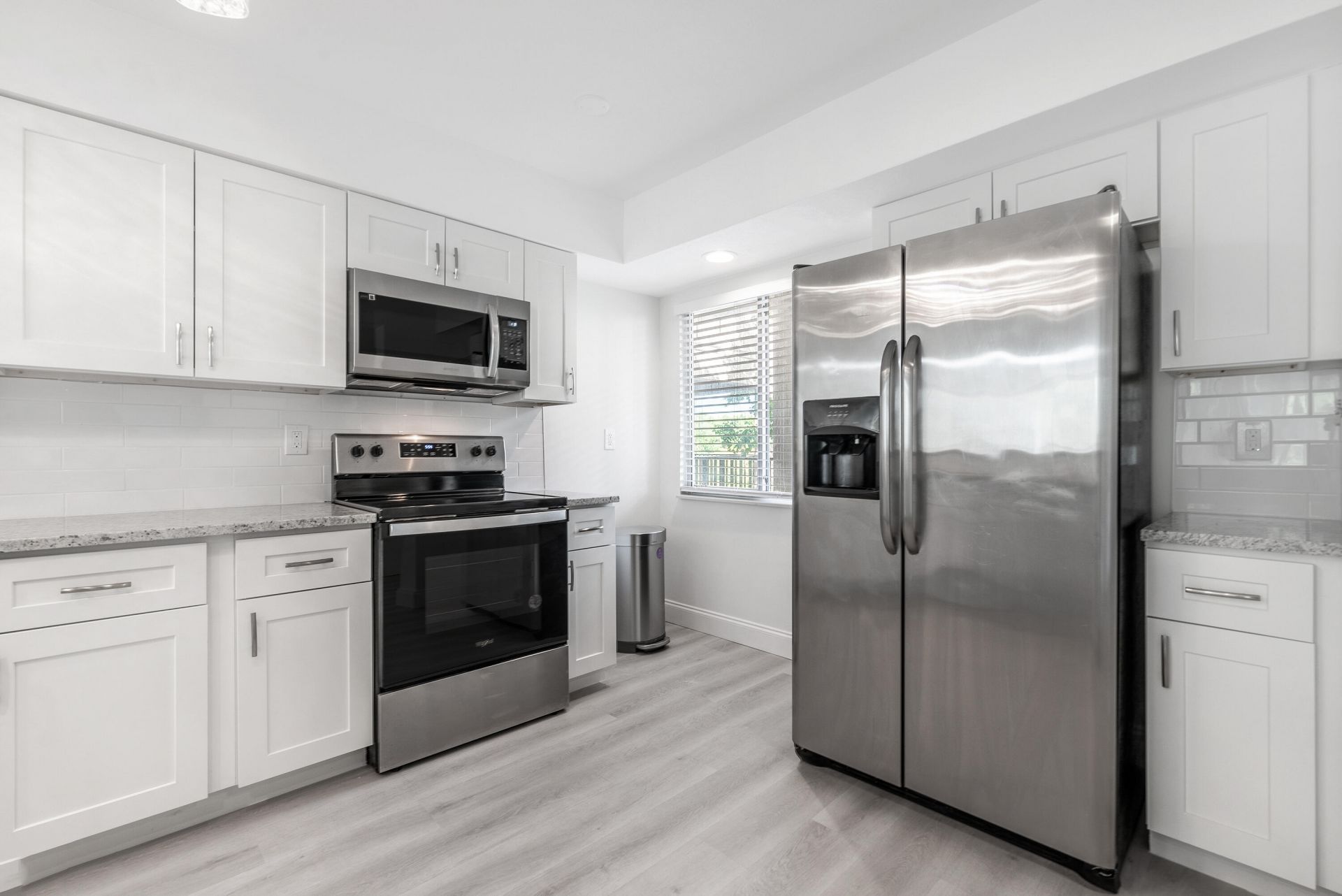 2208 S Cypress Bend Drive, Unit 407, Pompano Beach, FL 33069 Photo