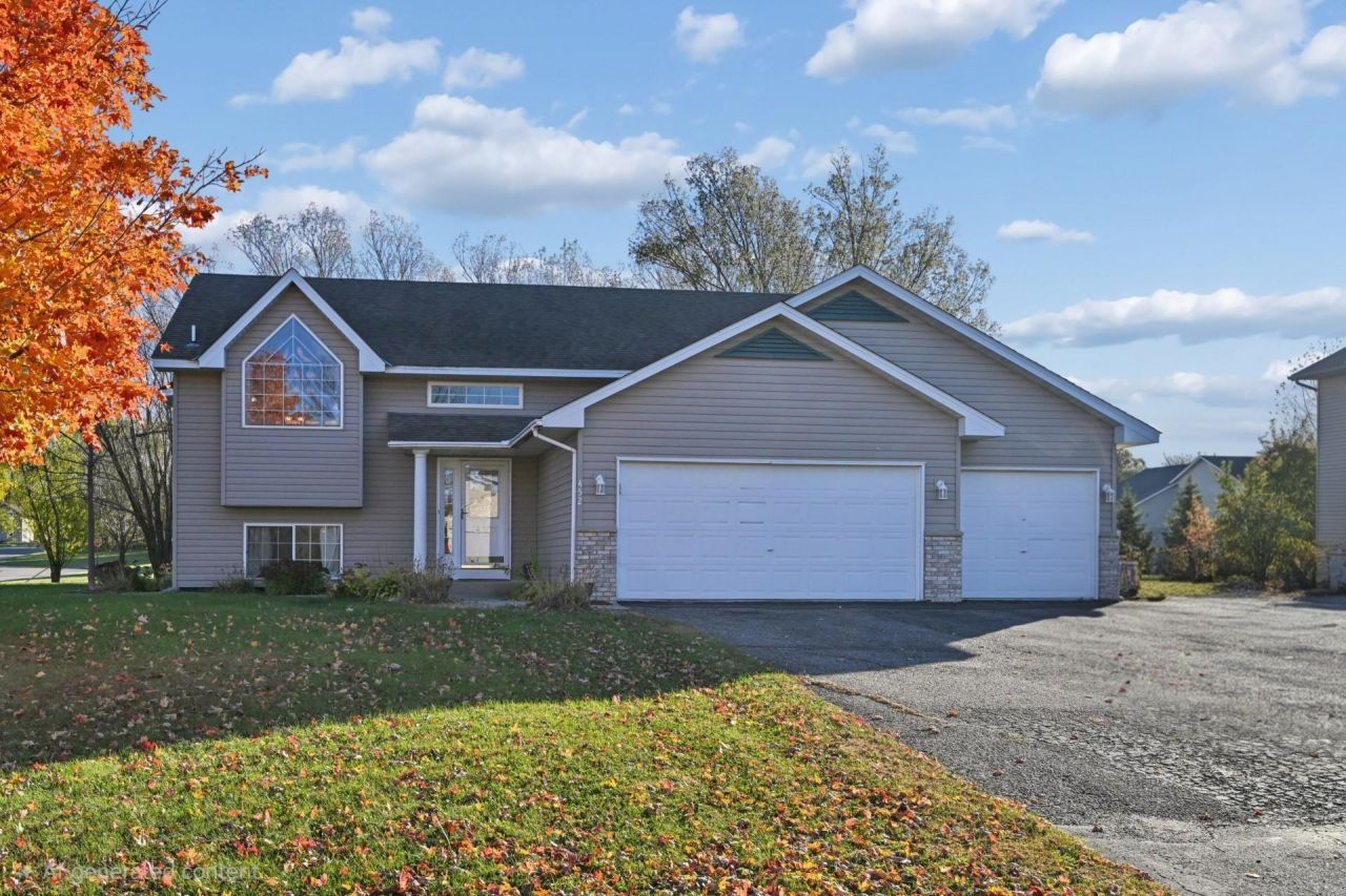 452 Park Circle, Norwood Young America, MN 55368 Main Photo