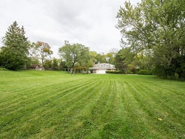 479 E Illinois Road, Lake Forest, IL 60045