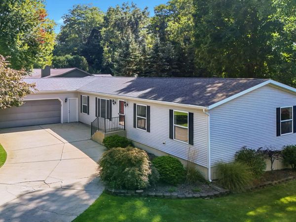 4678 W Schultz Road, La Porte, IN 46350