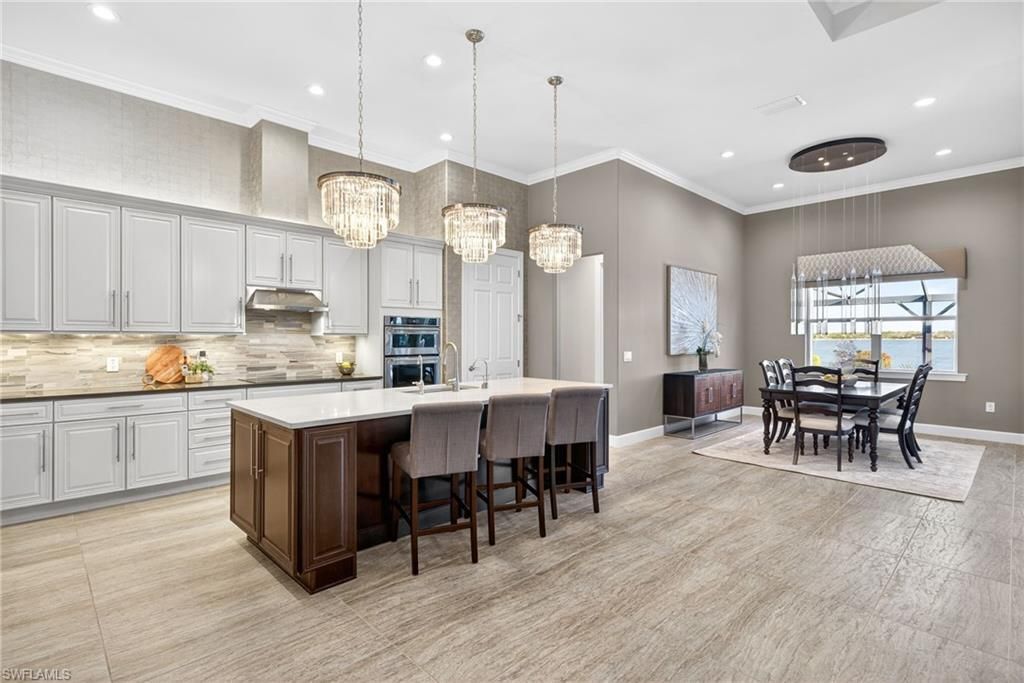 9075 Breakwater Dr, Naples, FL 34120 Photo