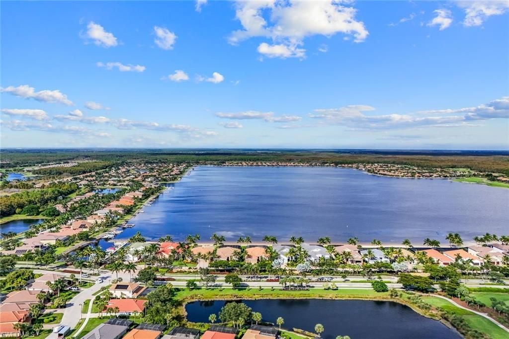 9075 Breakwater Dr, Naples, FL 34120 Photo